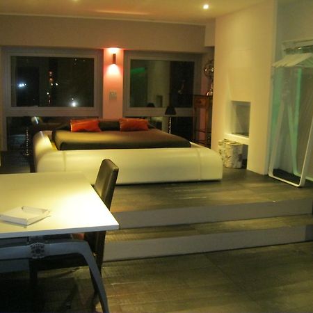 A14 Business Suite Sesto San Giovanni Zimmer foto