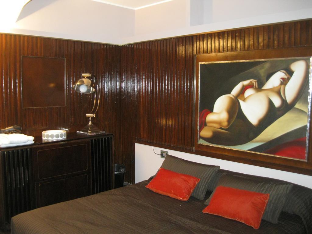 A14 Business Suite Sesto San Giovanni Zimmer foto